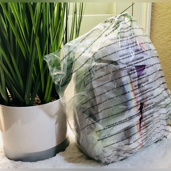 Lisa Frank Alien backpack glow in the dark NWT - Picture 9 of 10